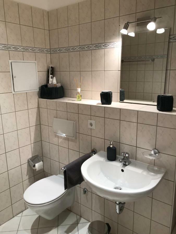 Ferienwohnung Leutzsch Am Leipziger Auenwald Exterior foto